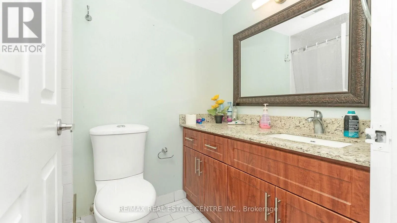 612 - 250 WEBB DRIVE
