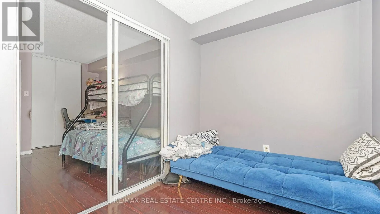 612 - 250 WEBB DRIVE