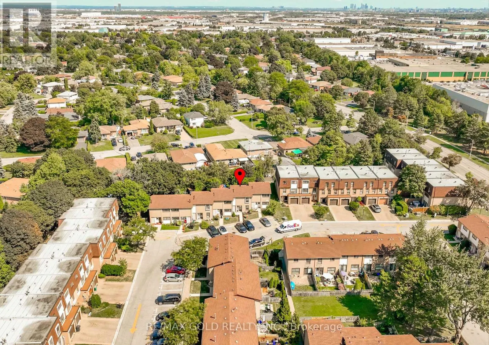 61 - 46 DEARBOURNE BOULEVARD