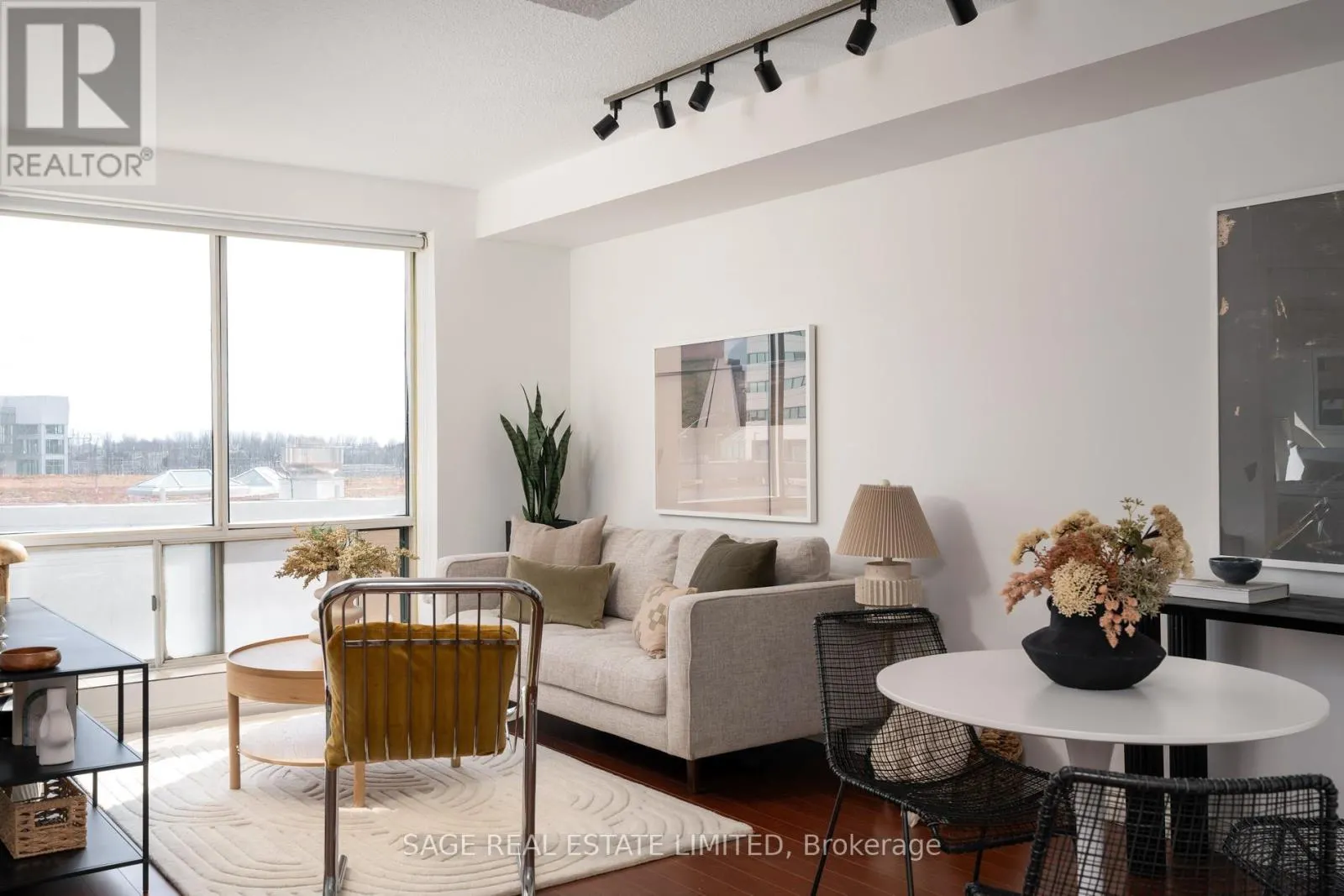 205 - 101 SUBWAY CRESCENT
