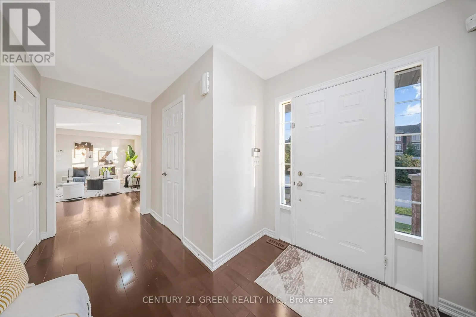 35 SAMANTHA CRESCENT