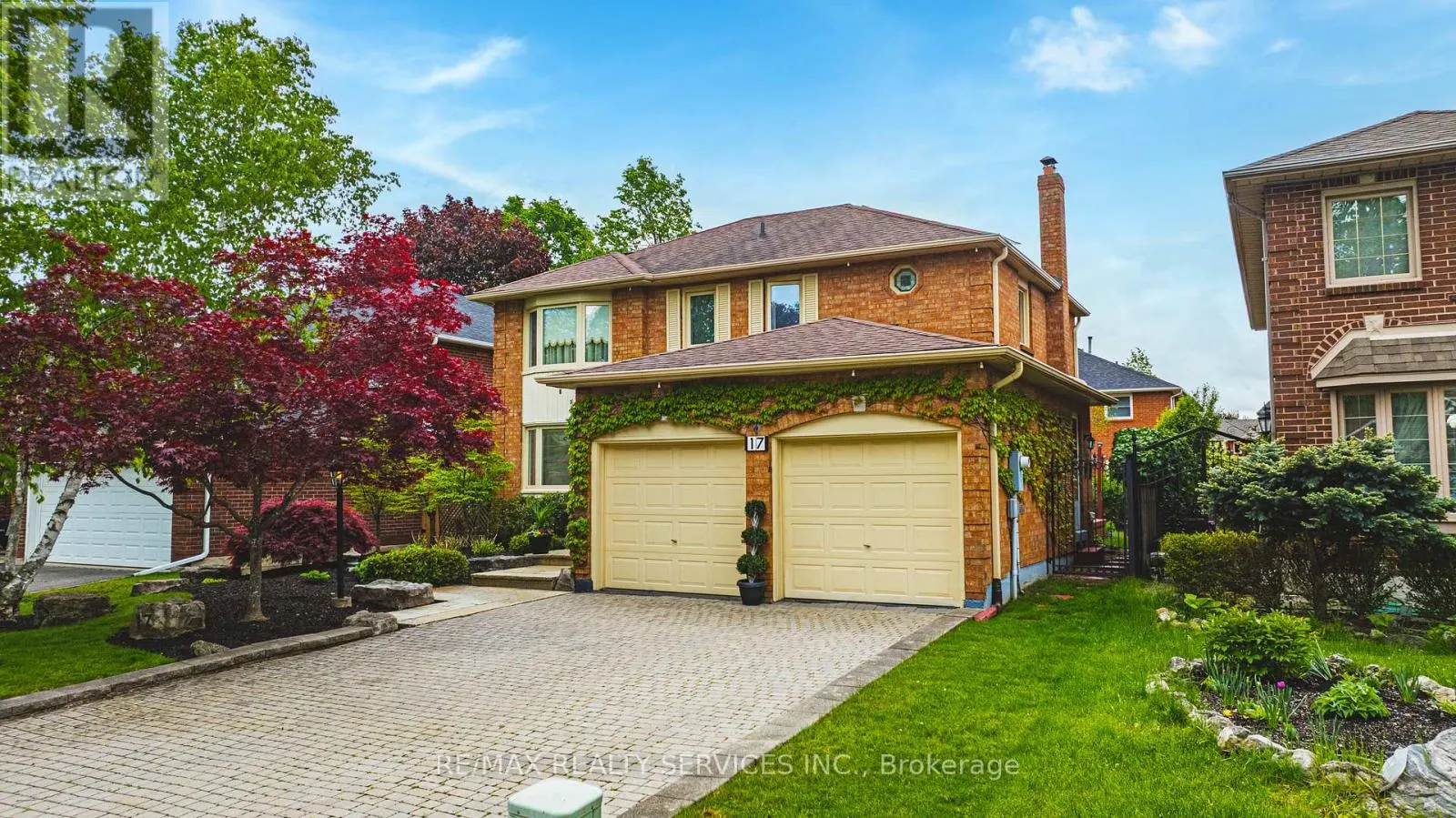 17 COX CRESCENT