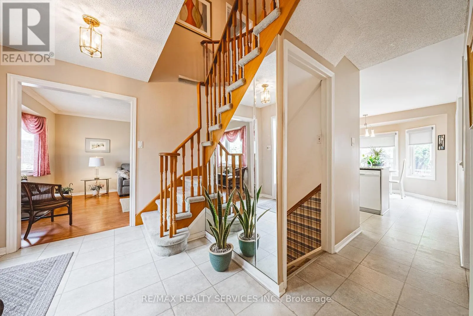 17 COX CRESCENT