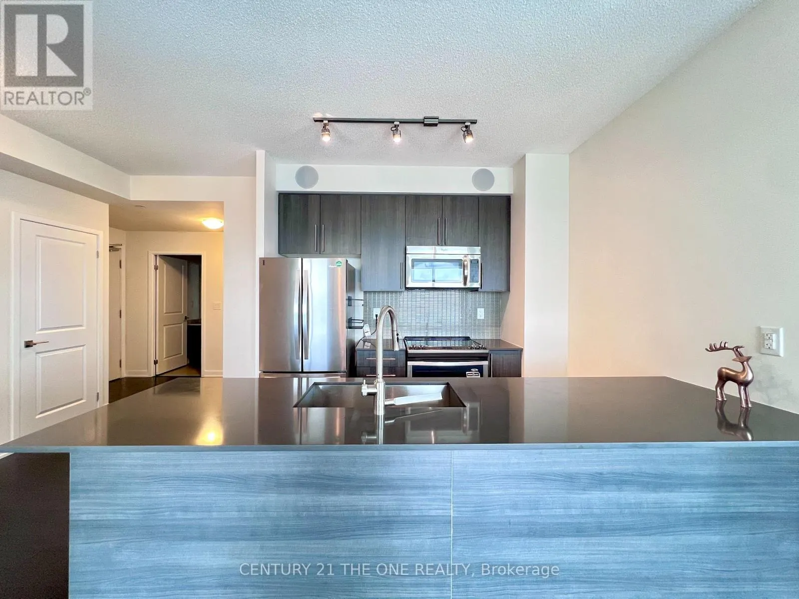 4010 - 4011 BRICKSTONE MEWS