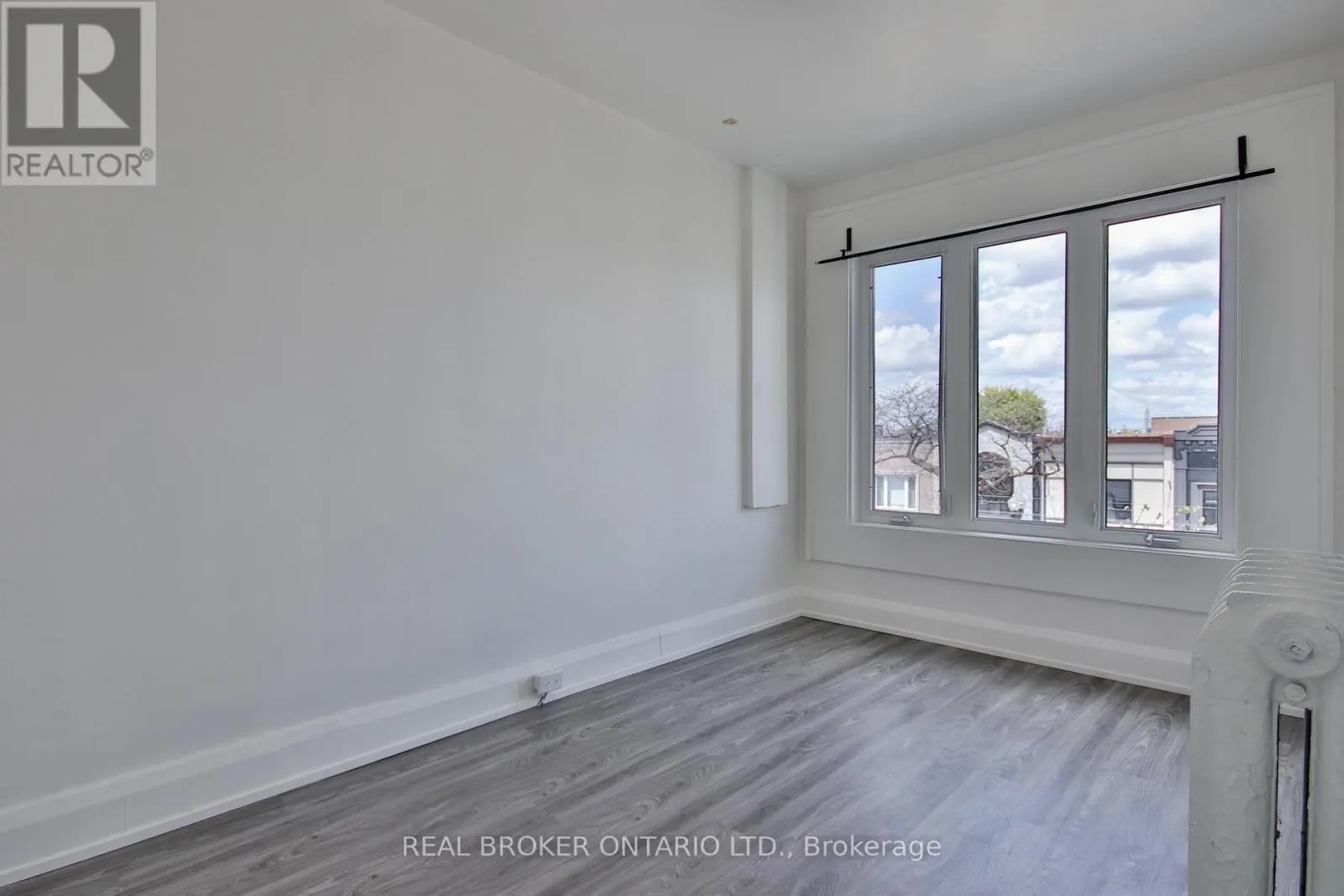 3 - 1191 ST CLAIR AVENUE W