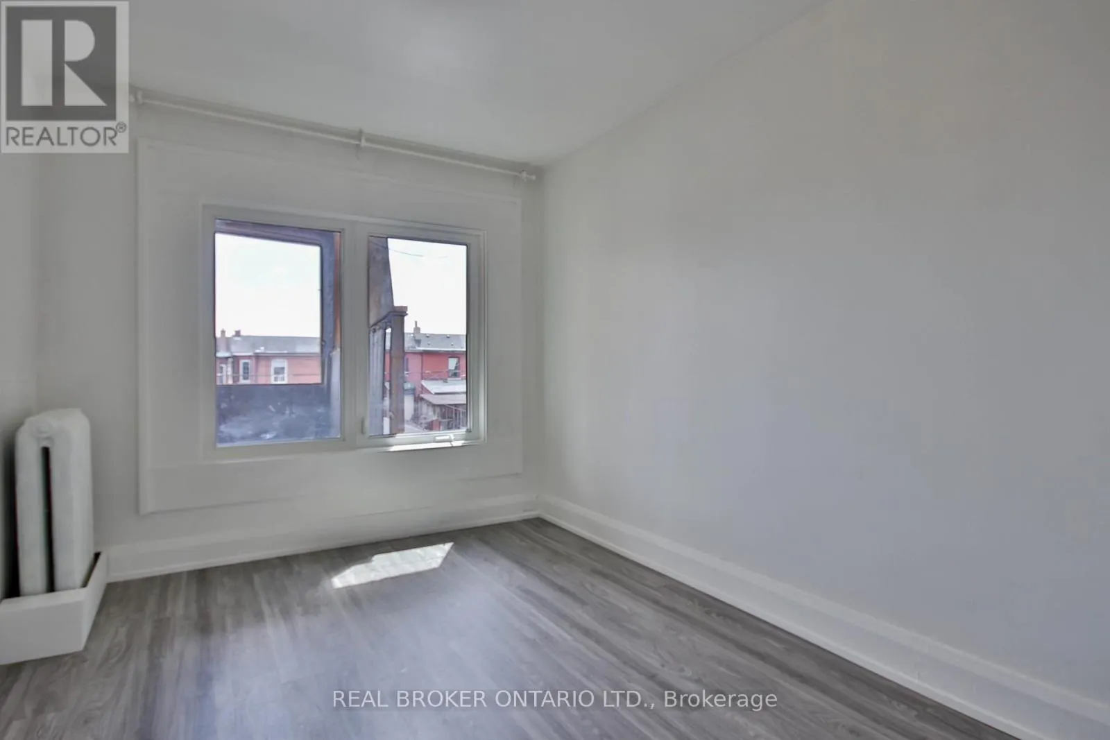 3 - 1191 ST CLAIR AVENUE W