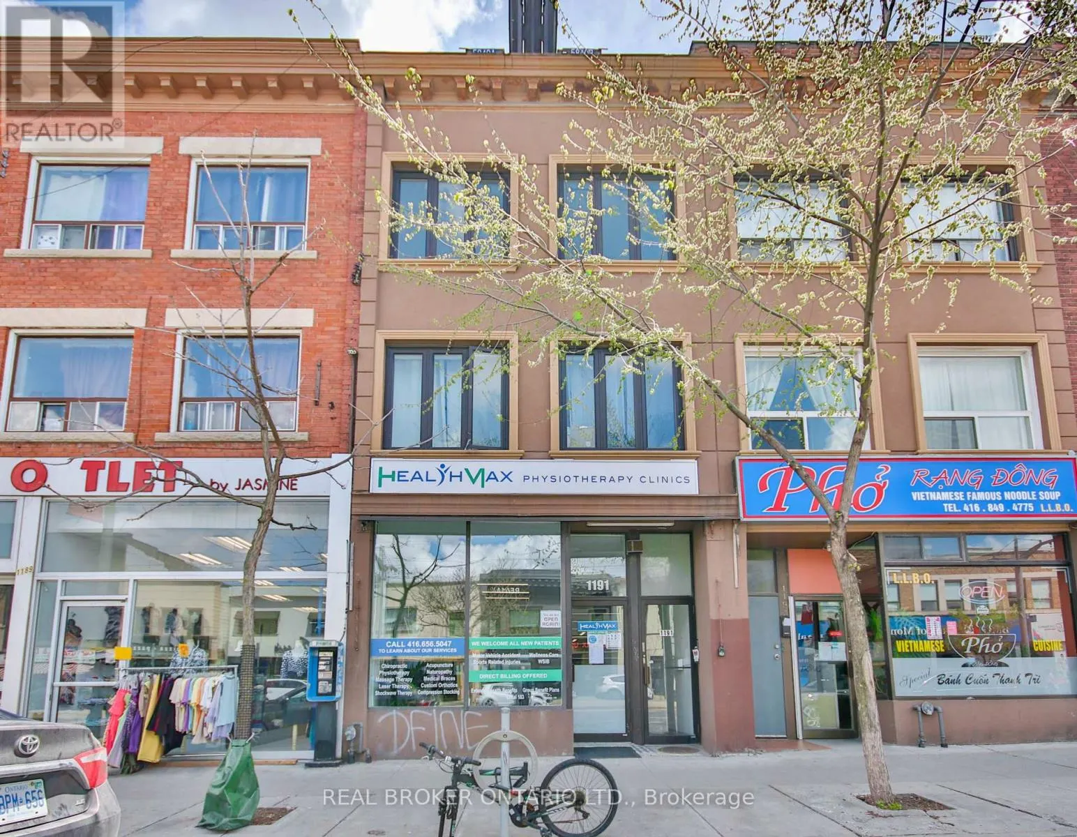 3 - 1191 ST CLAIR AVENUE W