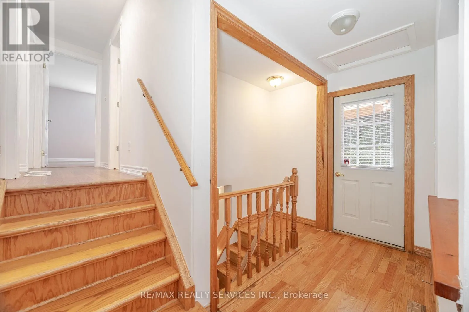 6 GLENMORE CRESCENT