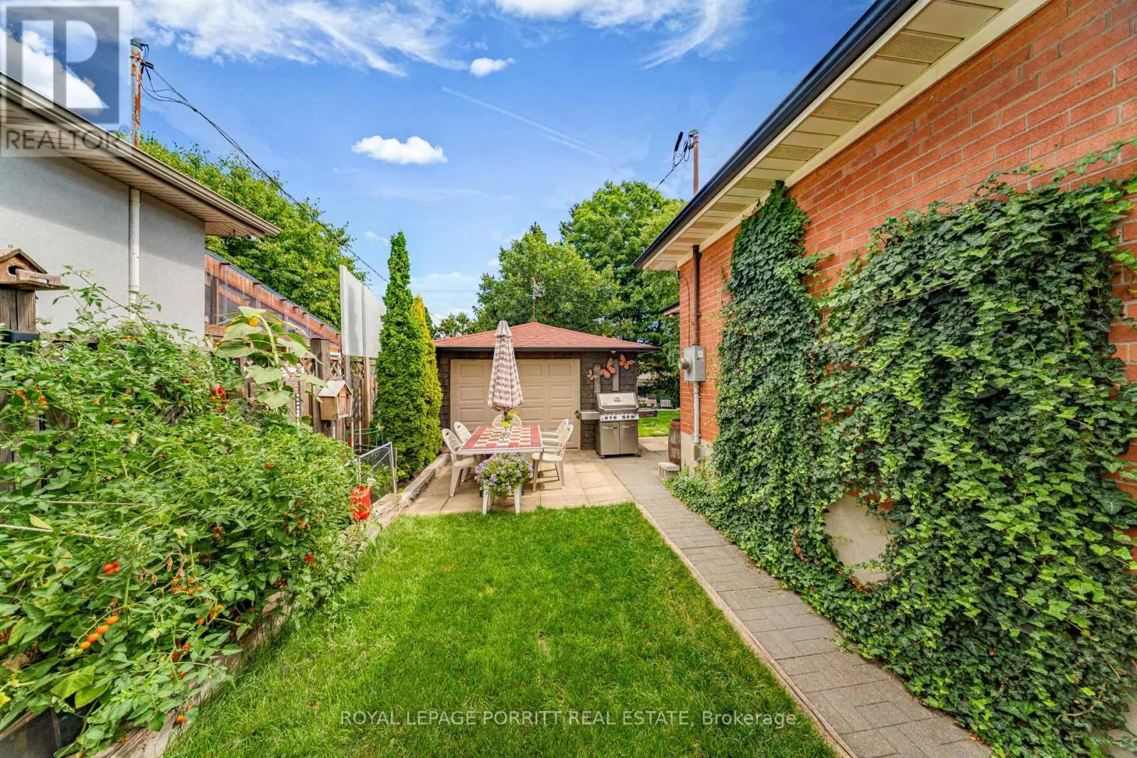 26 RICHLAND CRESCENT