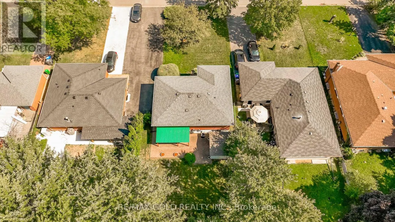 20 DUNSTER CRESCENT