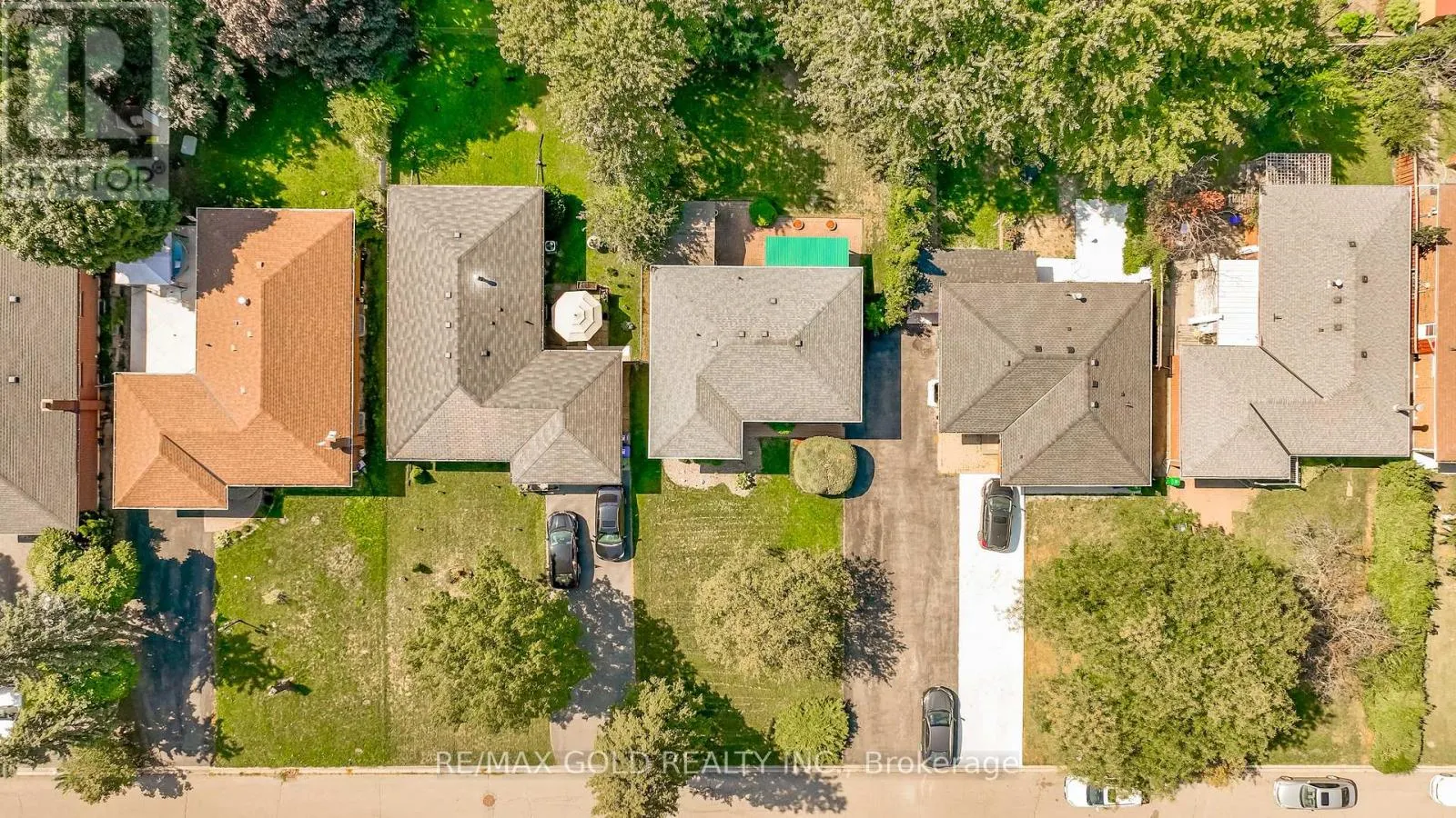 20 DUNSTER CRESCENT