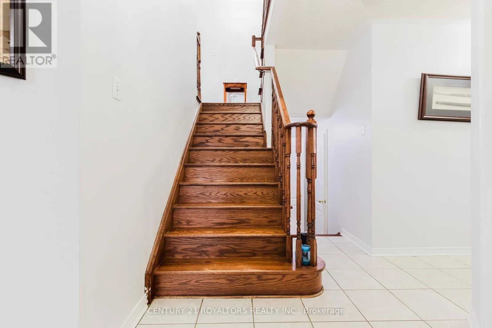 19 OXTAIL LANE