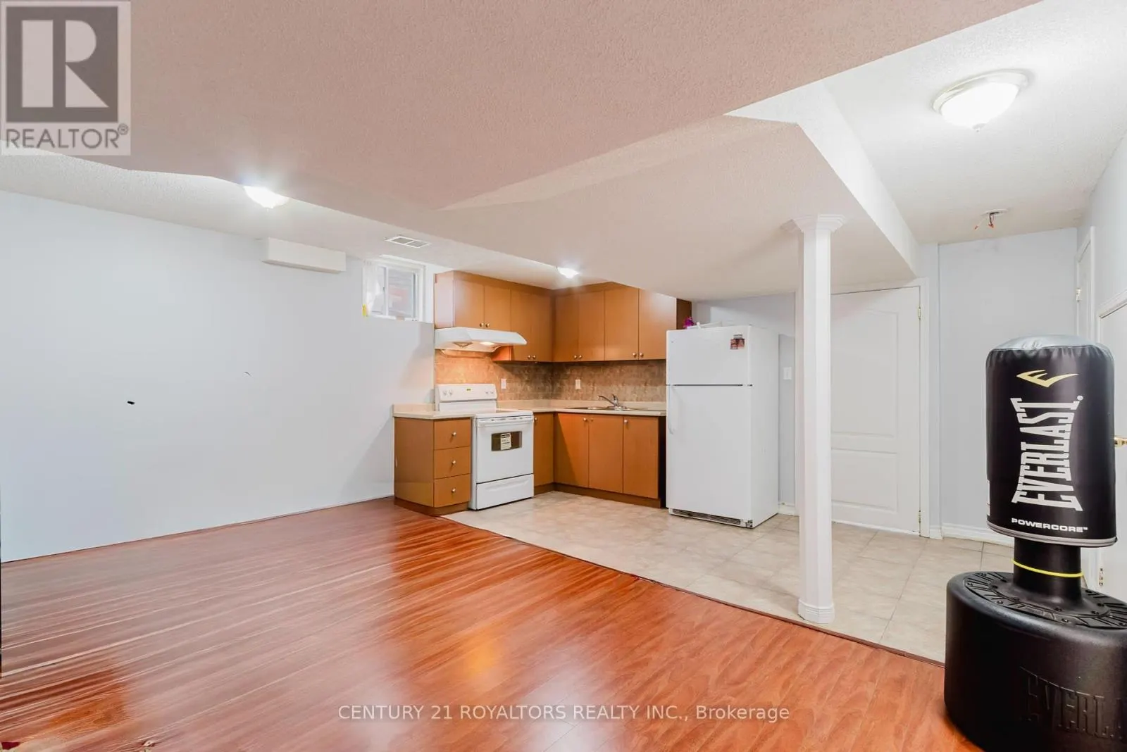 19 OXTAIL LANE