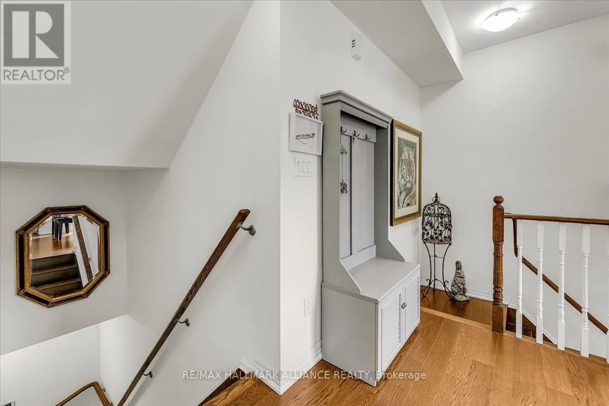 701 - 1011 DETA ROAD