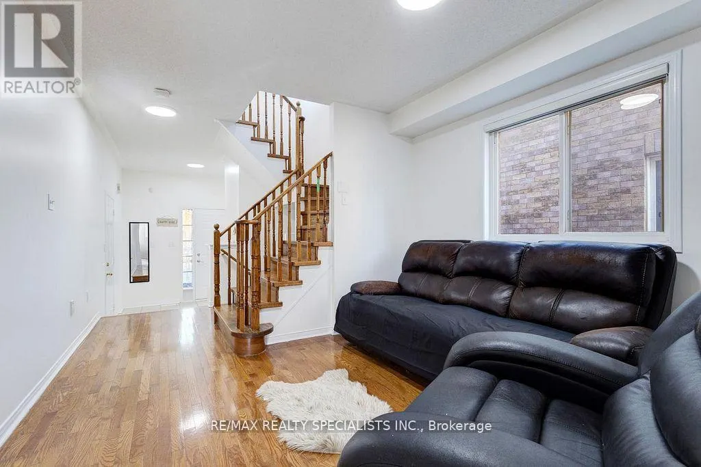 42 TRUMPET VALLEY BOULEVARD