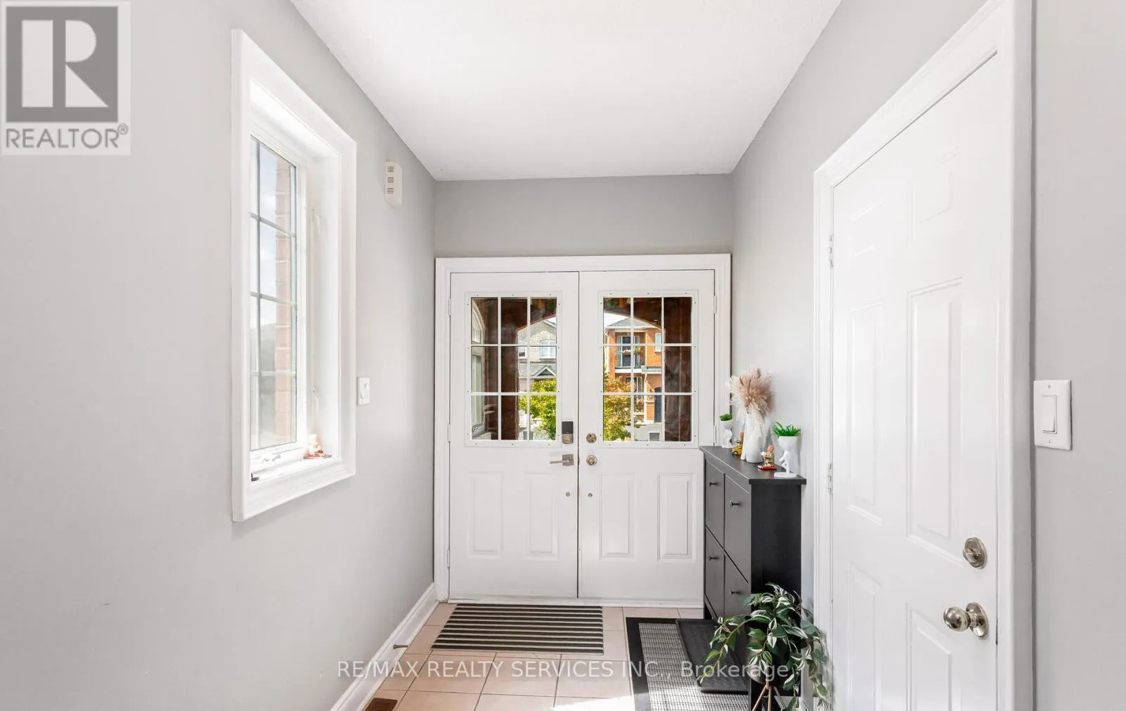 822 OTHELLO COURT