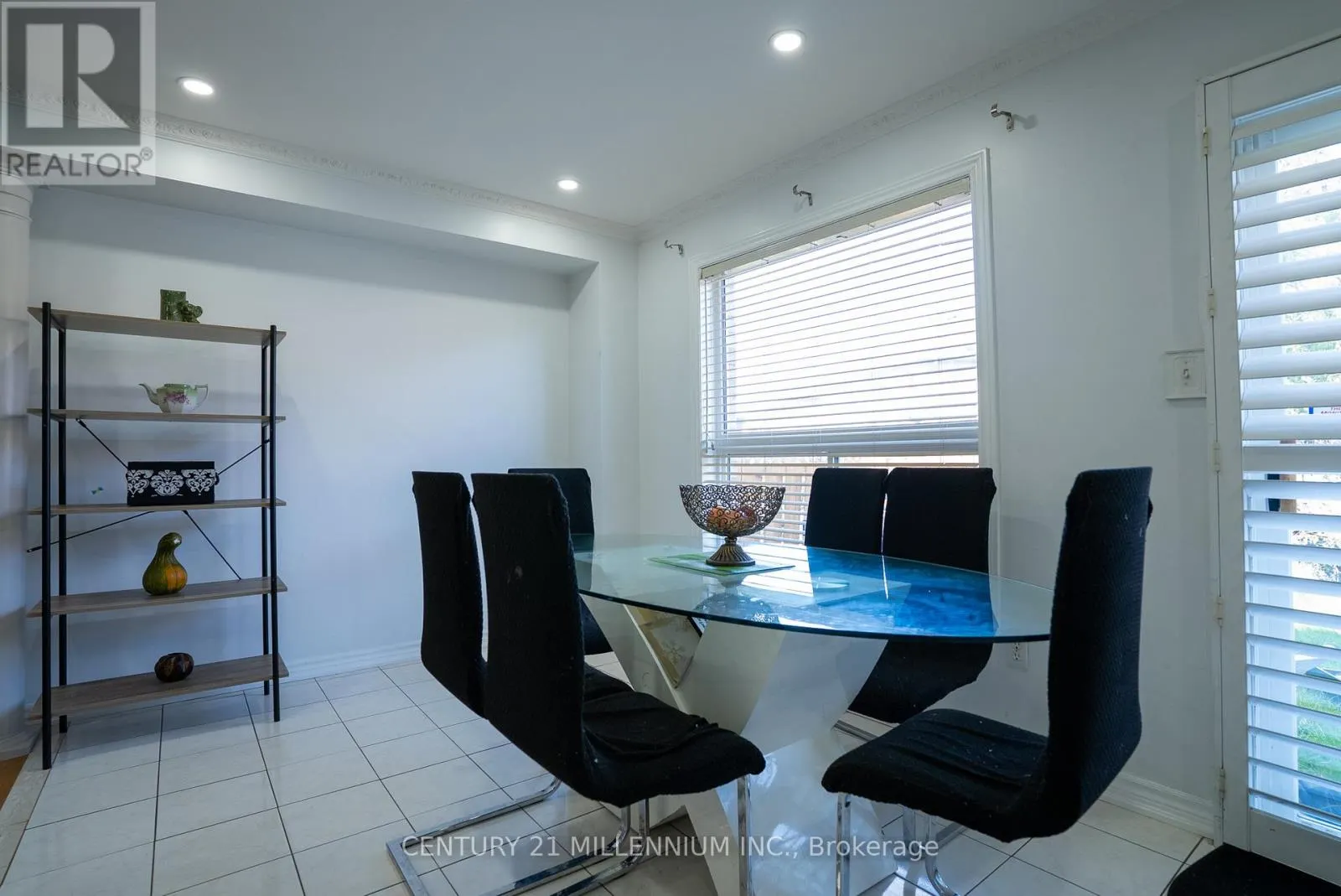 11 BLAIRWOOD COURT