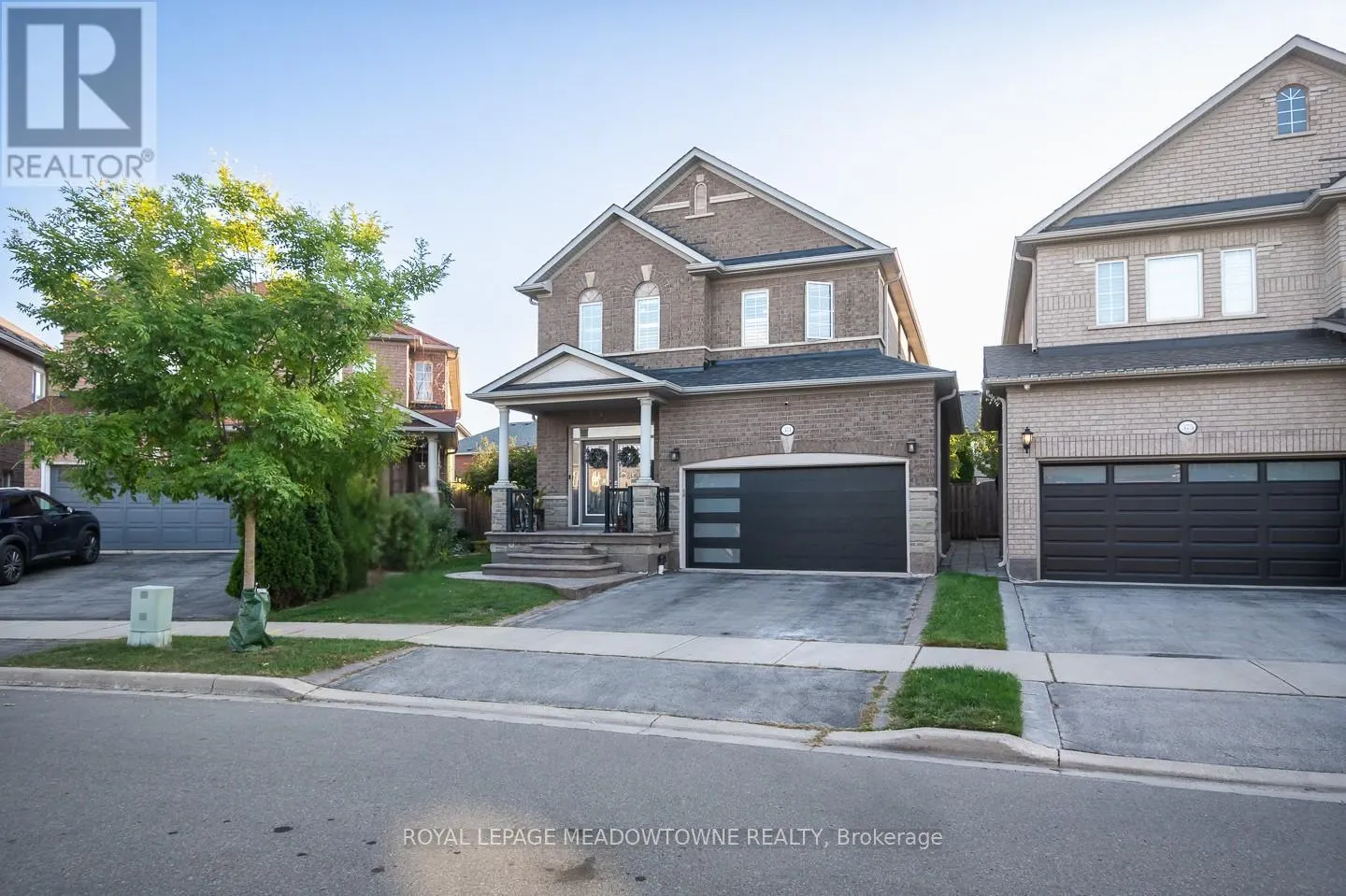 371 ALEXANDER CRESCENT
