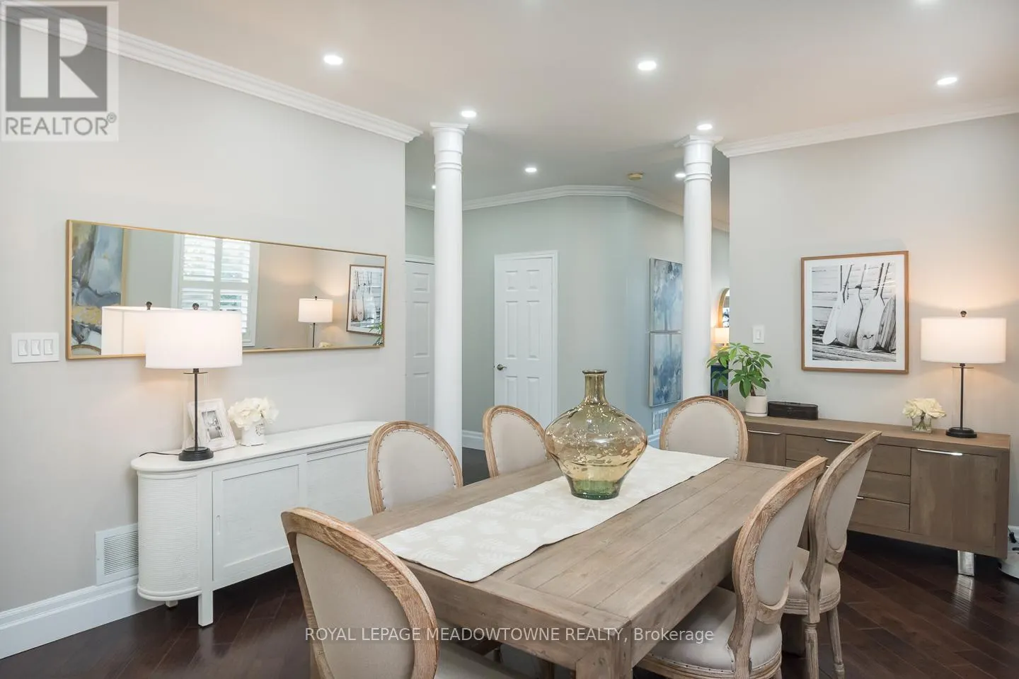 371 ALEXANDER CRESCENT