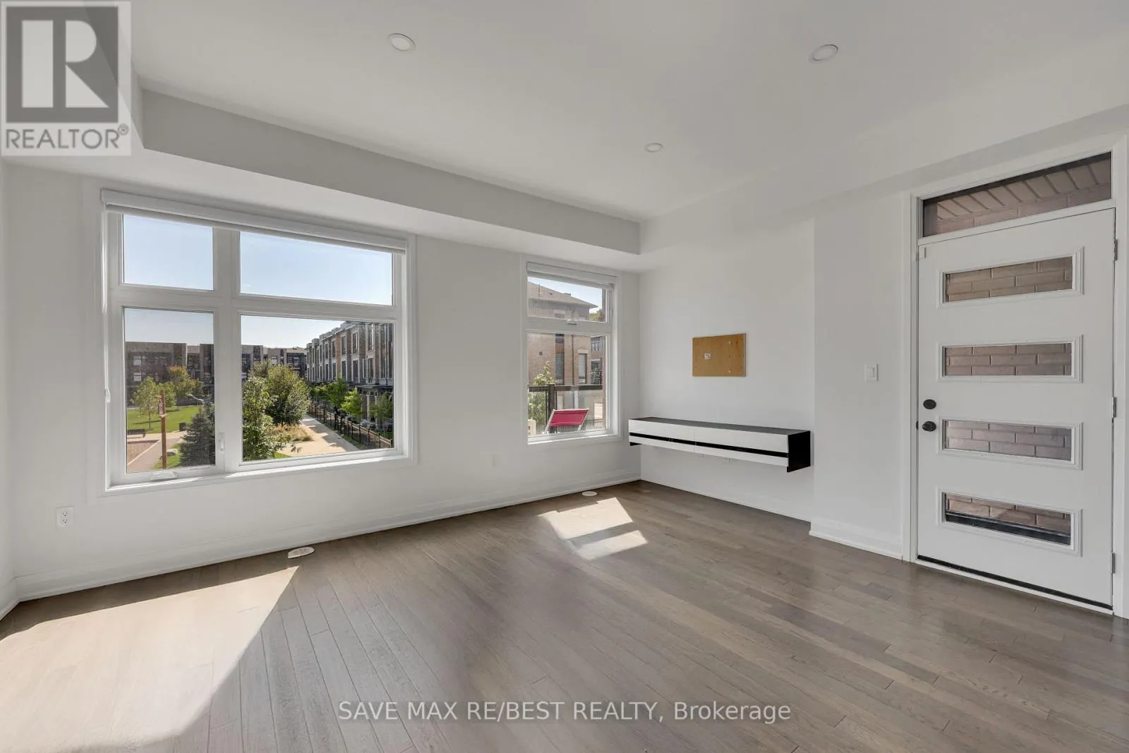 2536 LITTLEFIELD CRESCENT