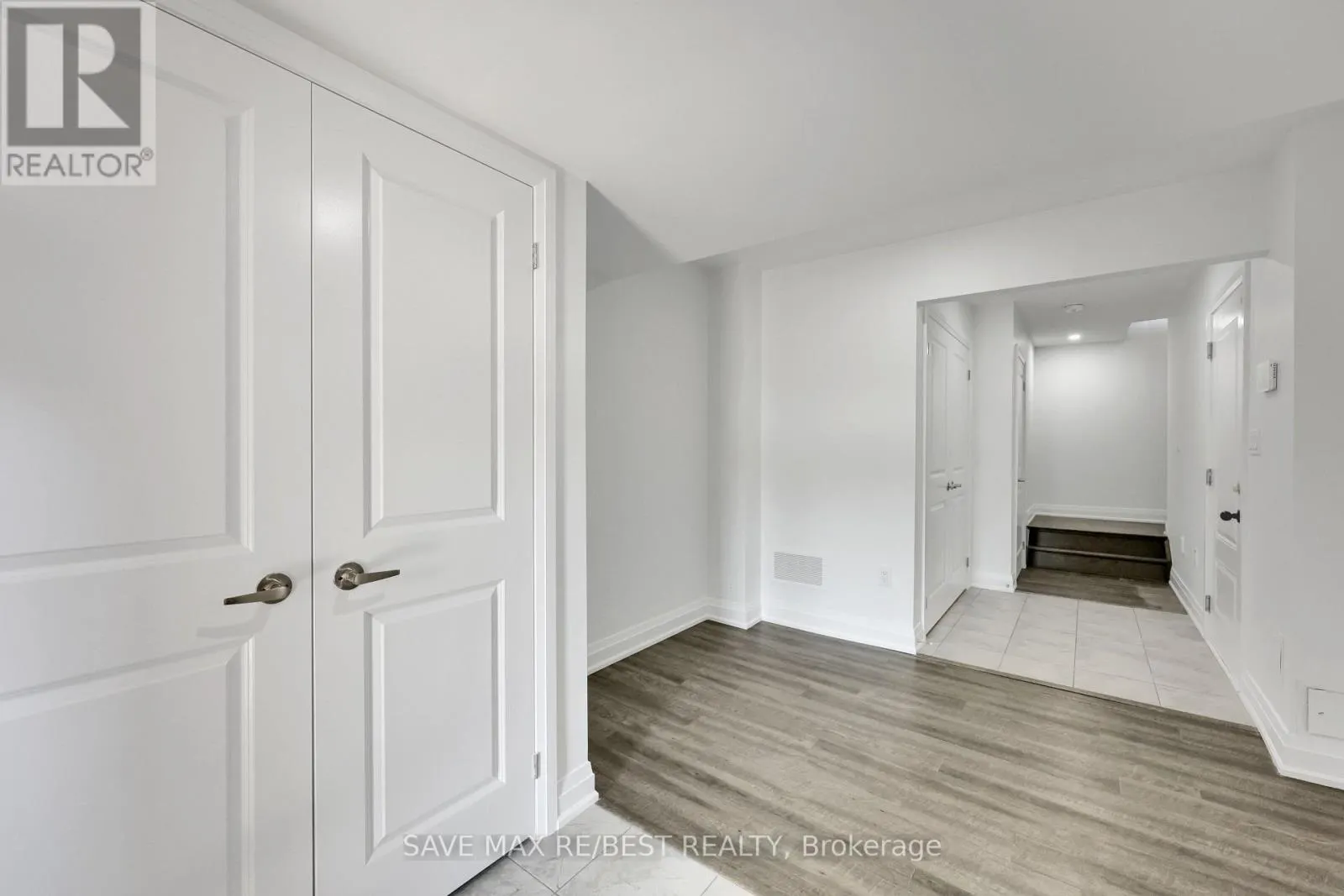 2536 LITTLEFIELD CRESCENT