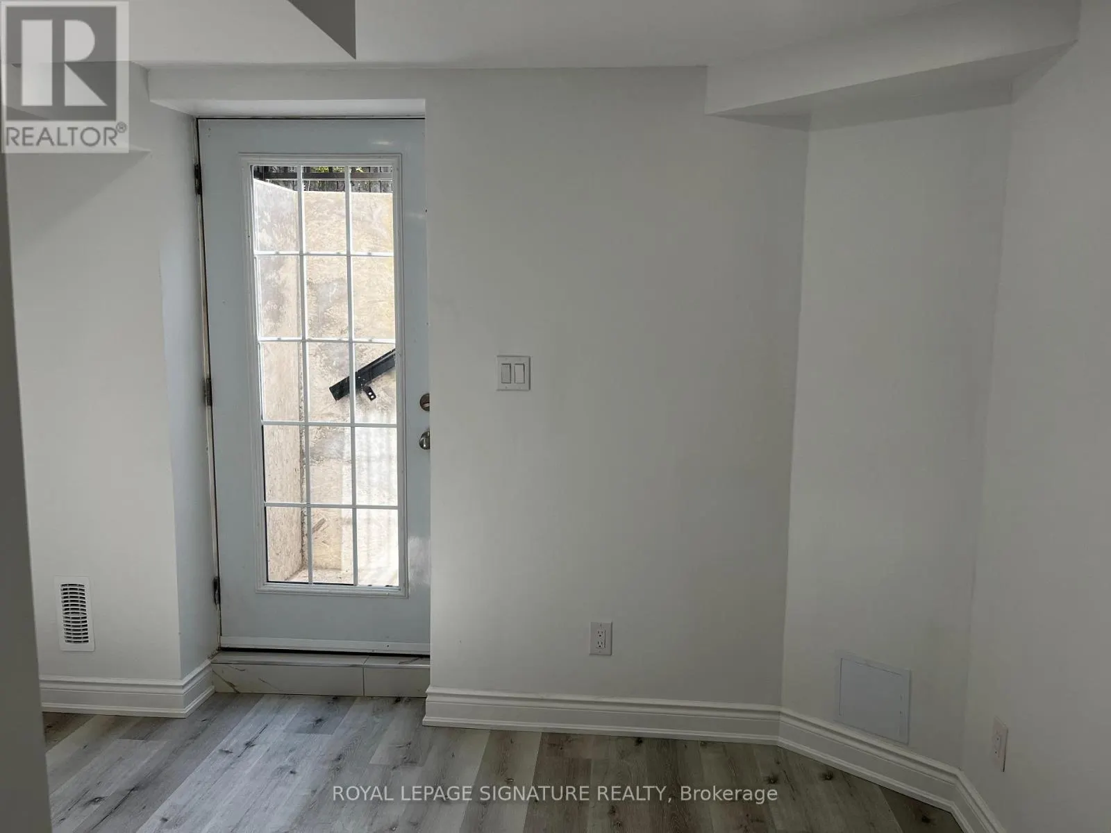 21 SEWELLS LANE