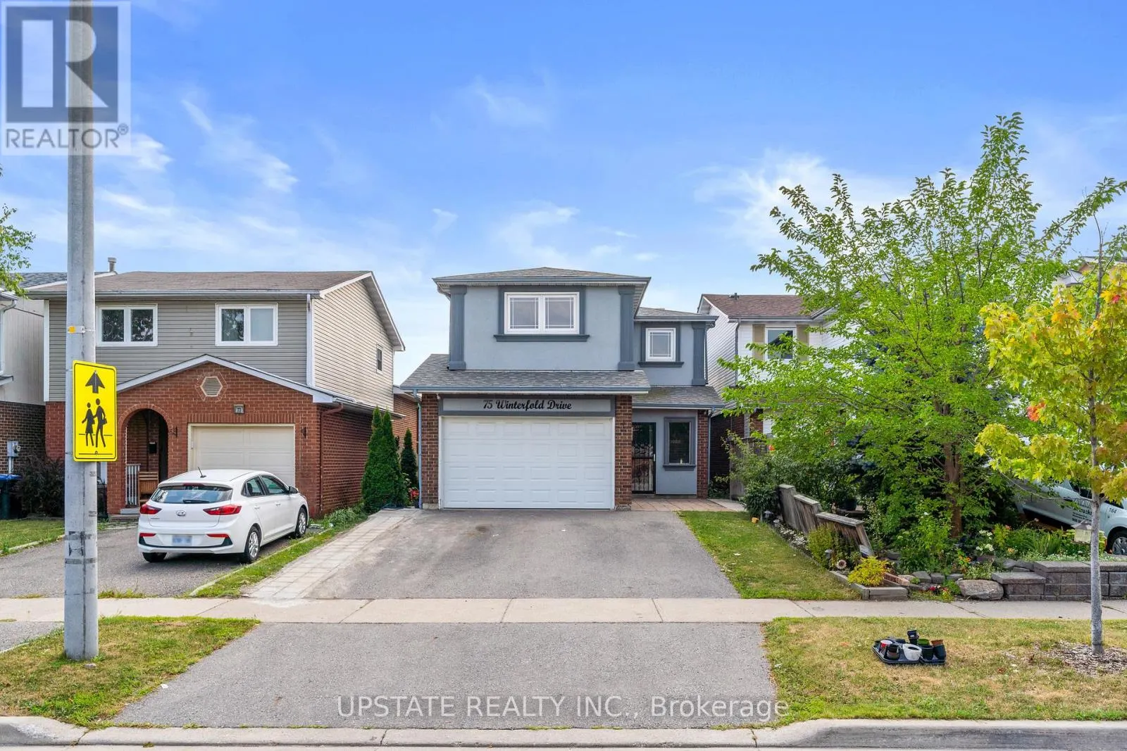 75 WINTERFOLD DRIVE