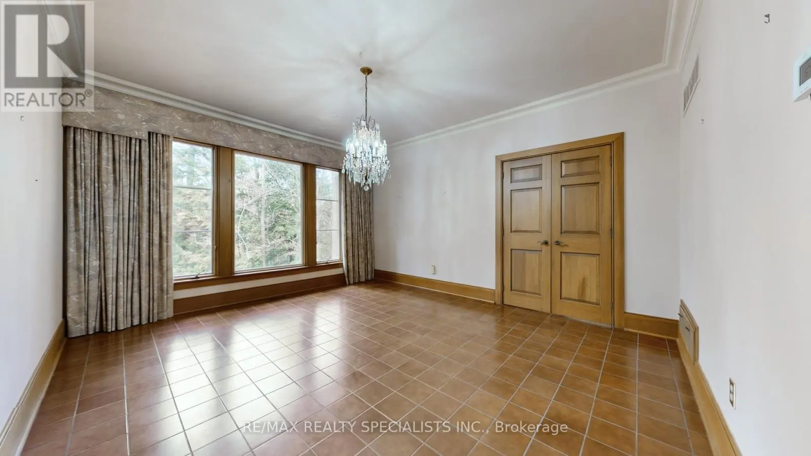 1251 BRITANNIA ROAD