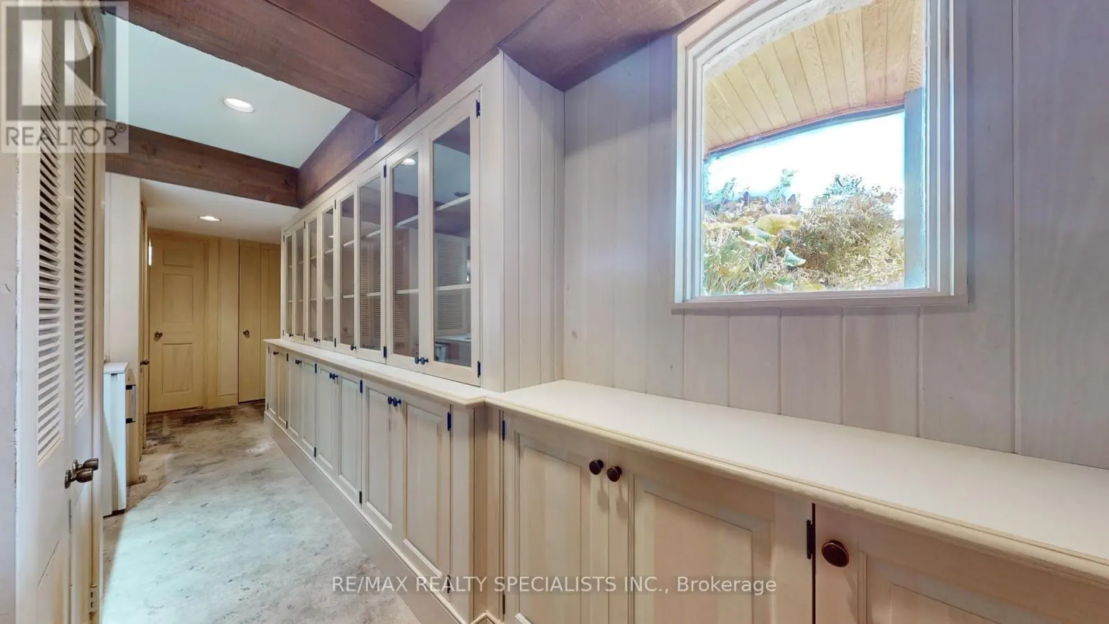 1251 BRITANNIA ROAD