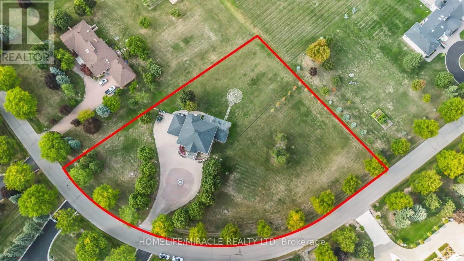 21 BOWMAN AVENUE