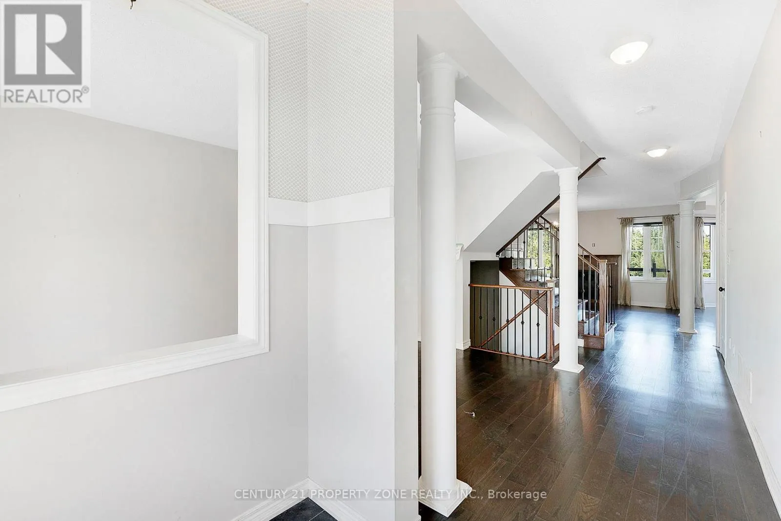 401 BAYLIS COURT