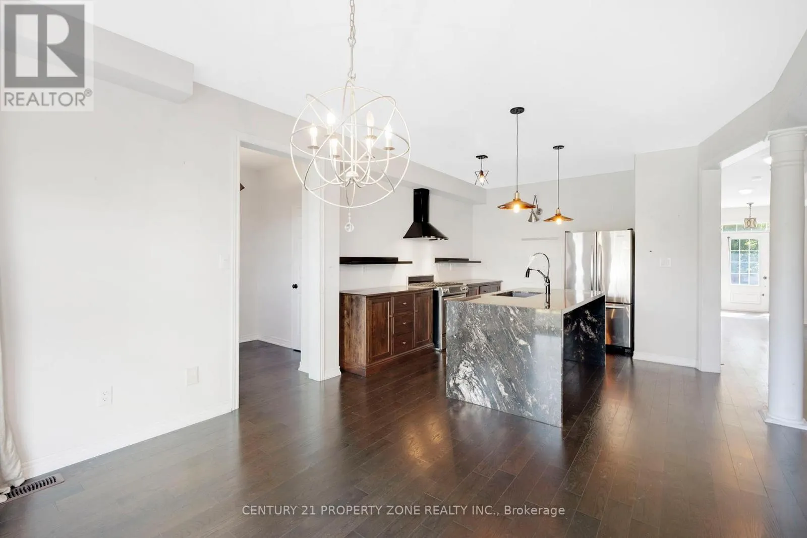 401 BAYLIS COURT
