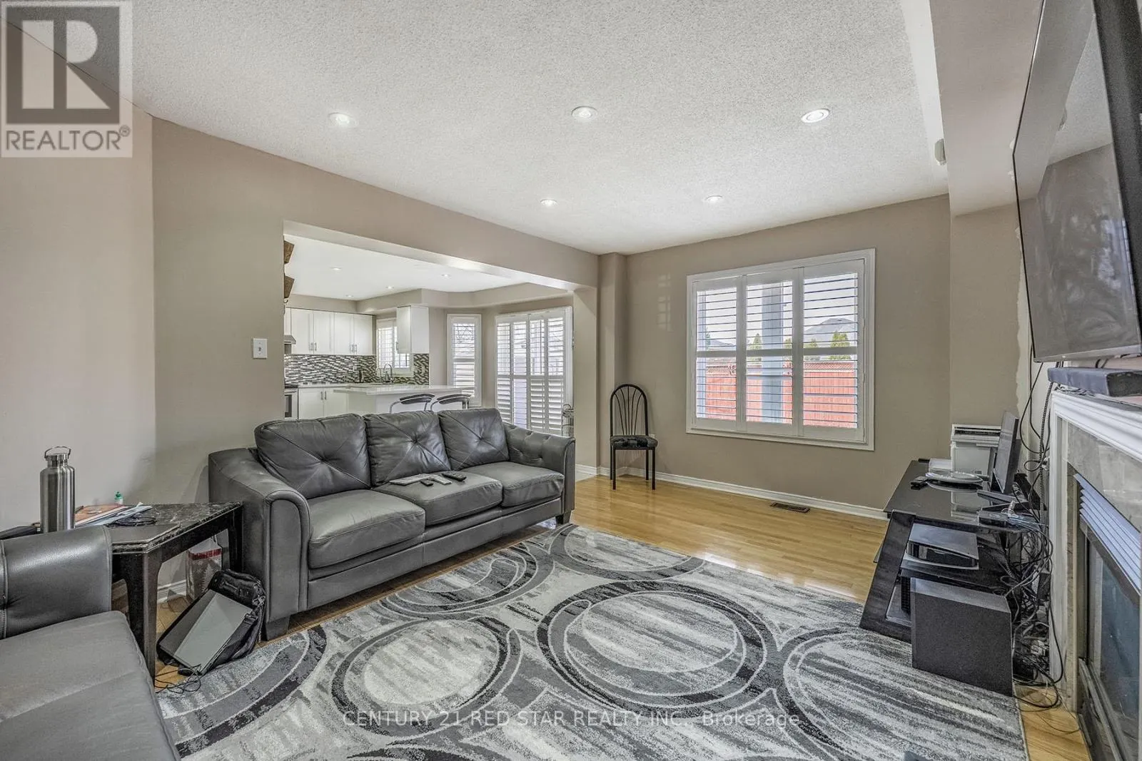36 FIELD THISTLE DRIVE