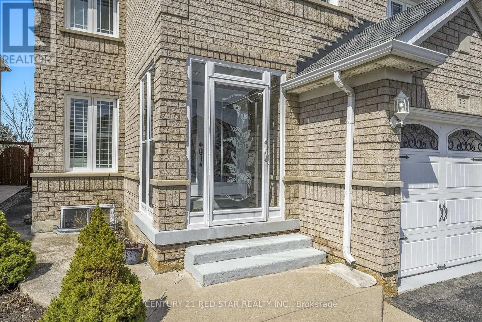 36 FIELD THISTLE DRIVE