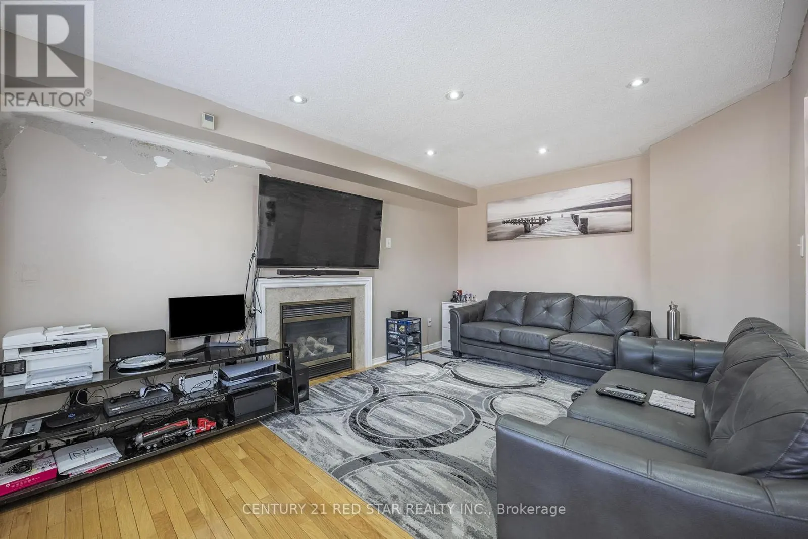 36 FIELD THISTLE DRIVE