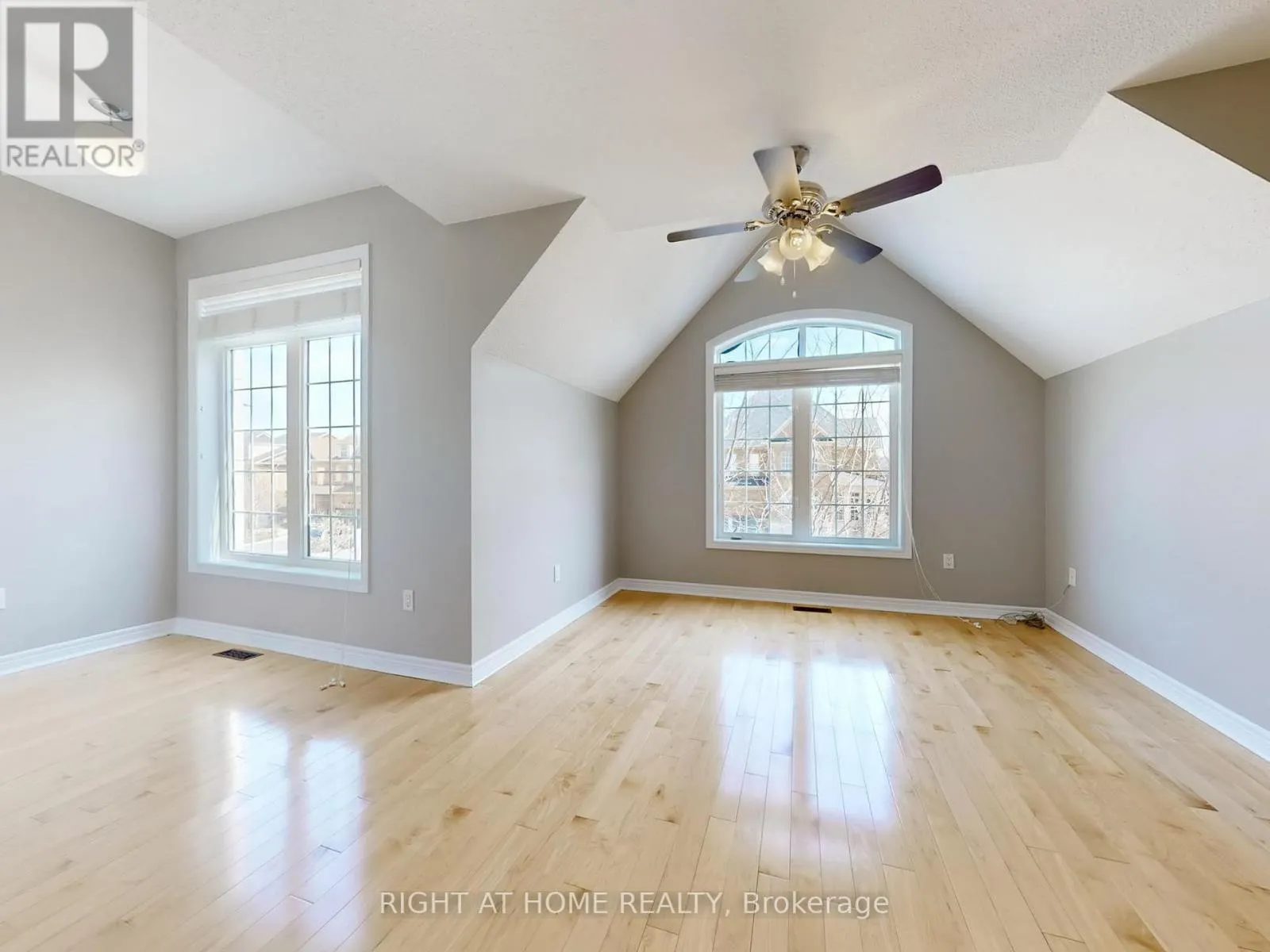 3585 STONECUTTER CRESCENT