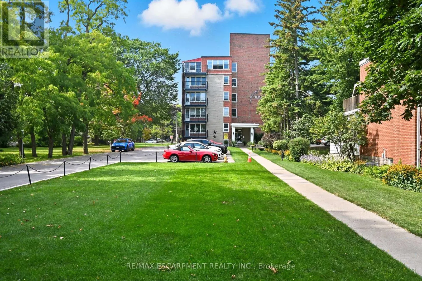 104 - 1377 LAKESHORE ROAD