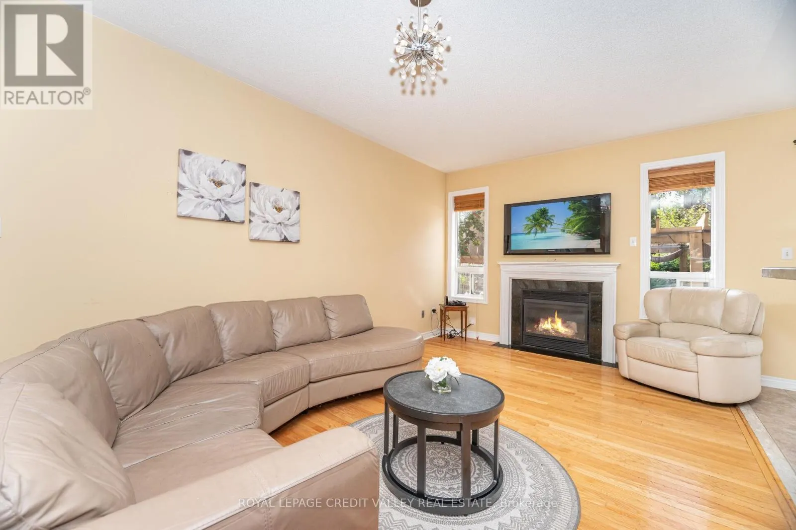 91 TRAILSIDE WALK