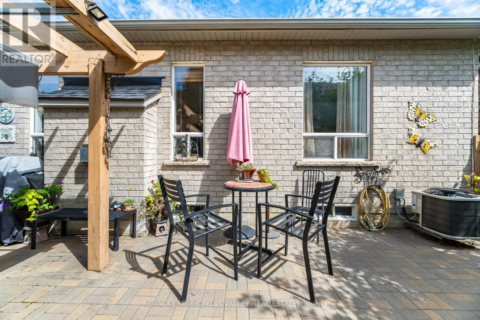 91 TRAILSIDE WALK