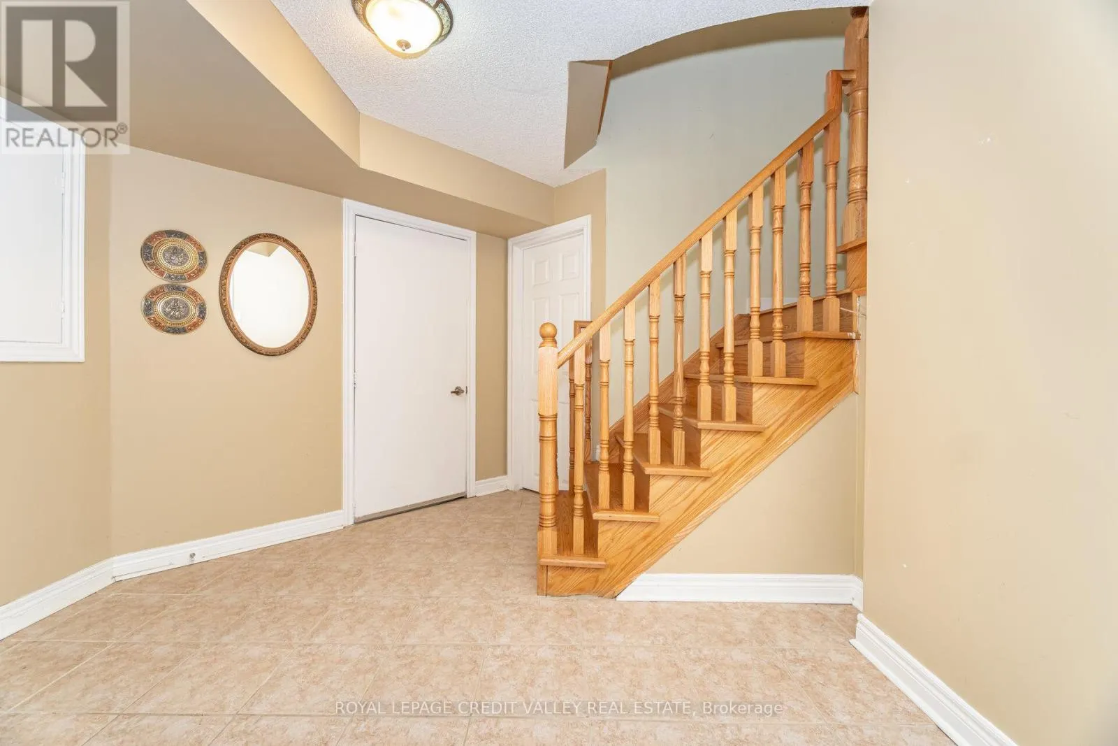 91 TRAILSIDE WALK