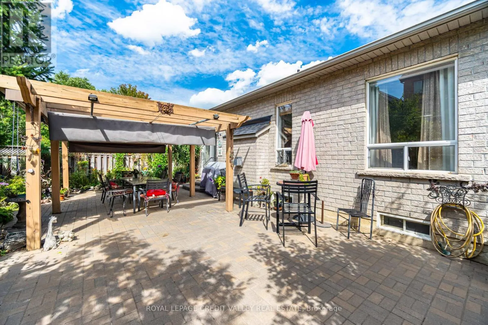 91 TRAILSIDE WALK