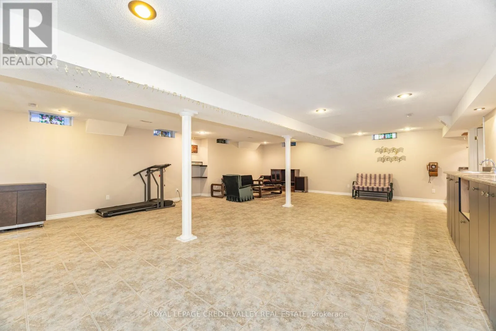 91 TRAILSIDE WALK