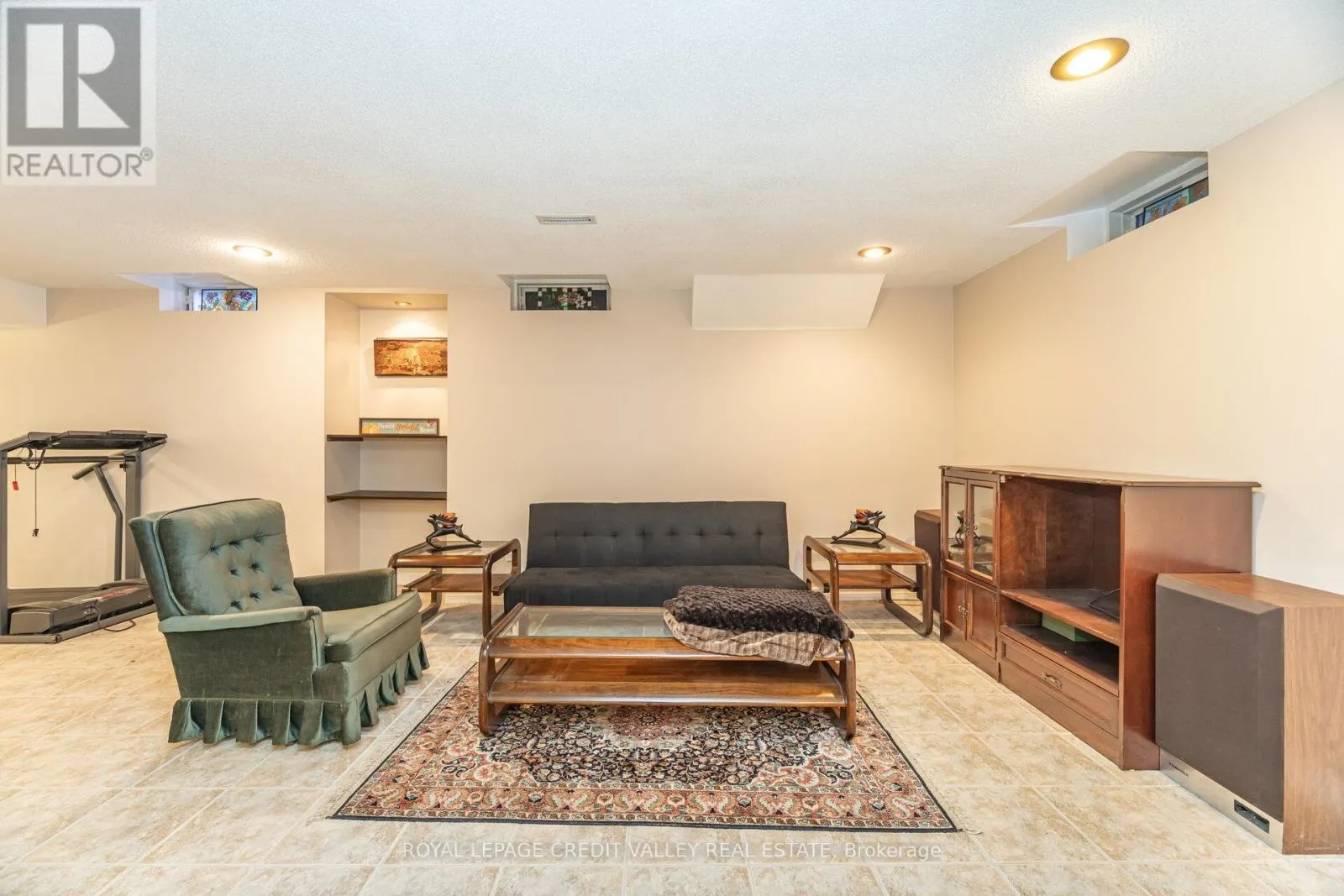 91 TRAILSIDE WALK