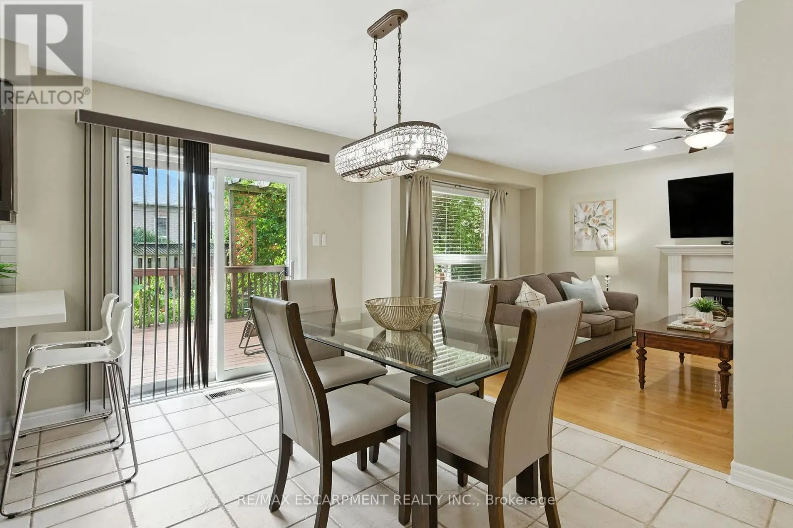 49 JOHNSON CRESCENT