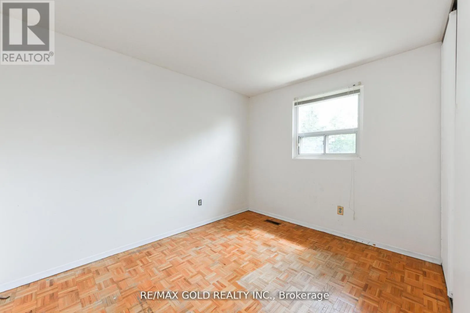 29 GLENMORE CRESCENT