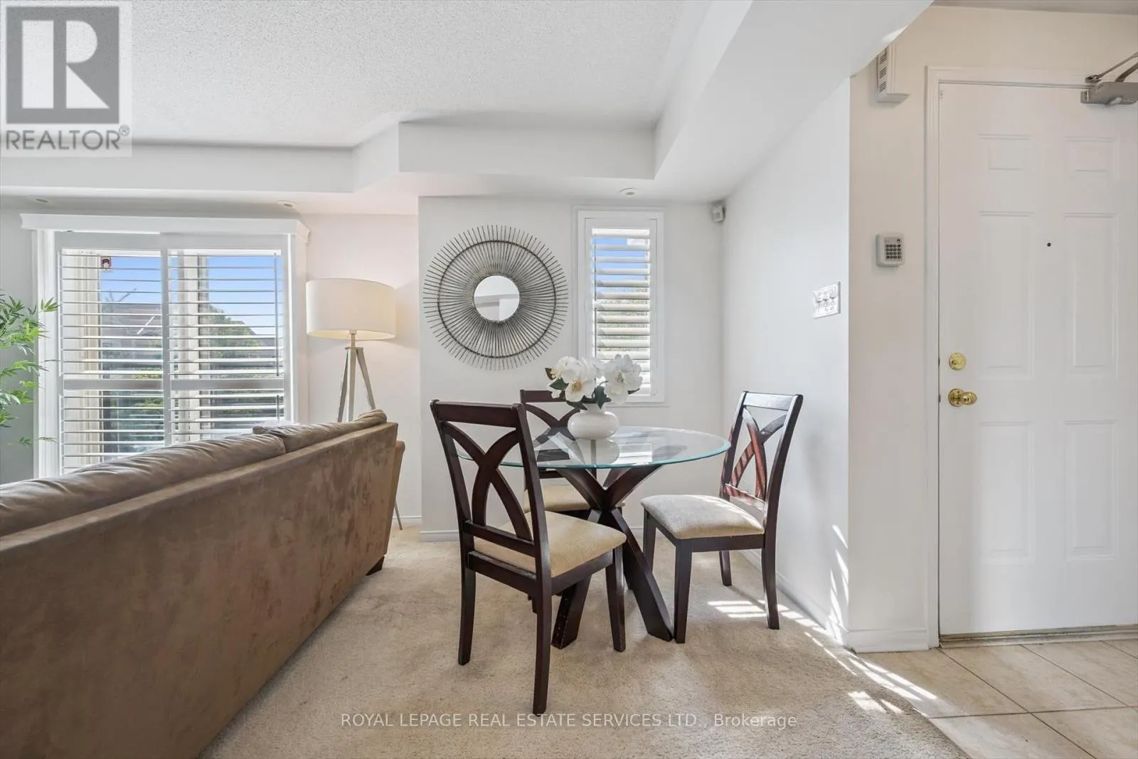 325 - 4975 SOUTHAMPTON DRIVE