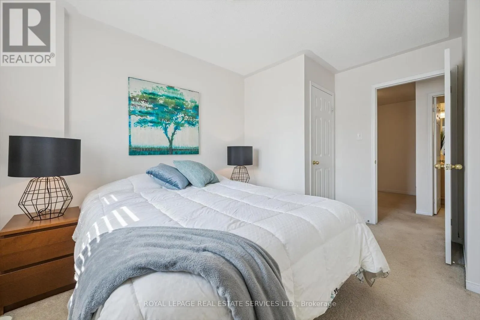 325 - 4975 SOUTHAMPTON DRIVE