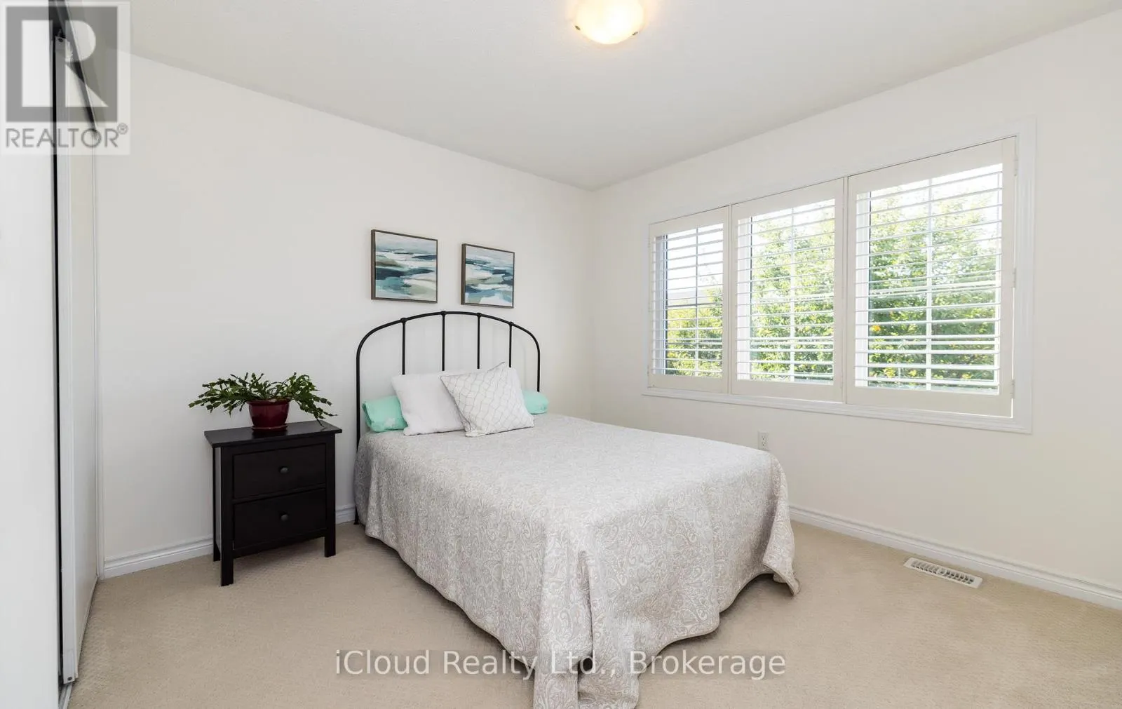 954 PENSON CRESCENT