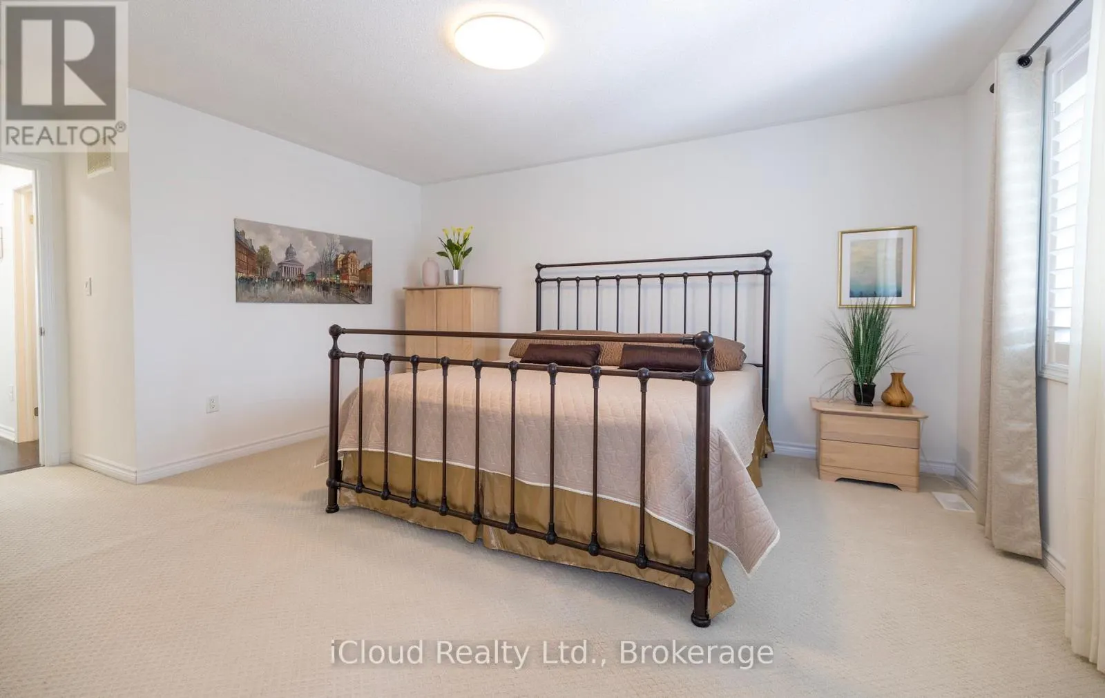 954 PENSON CRESCENT