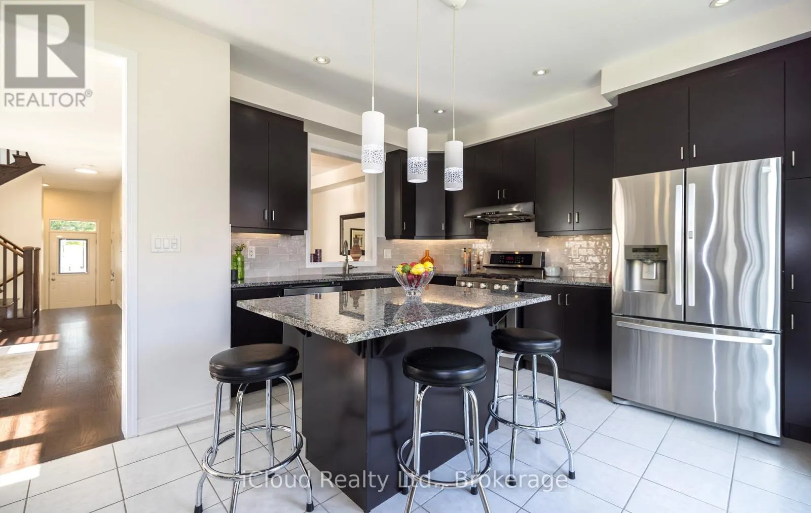 954 PENSON CRESCENT